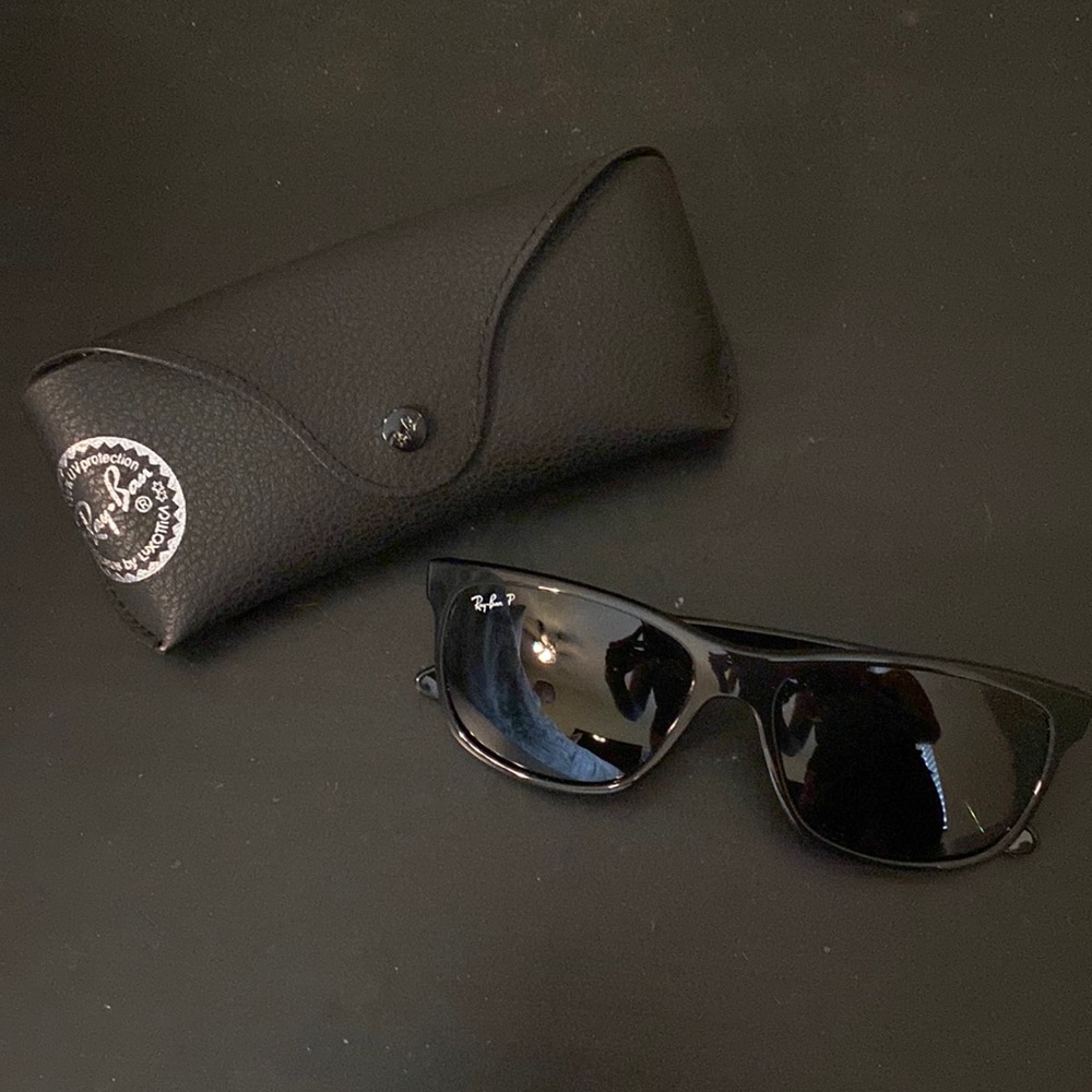 Black Ray ban sunglasses with case!